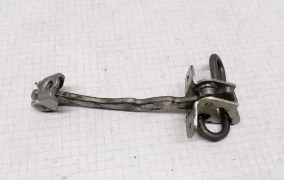 Opel Astra G Front door check strap stopper