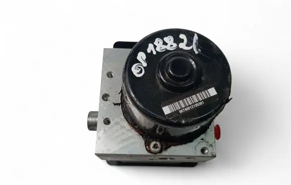 Nissan Navara D40 ABS Pump 21095145