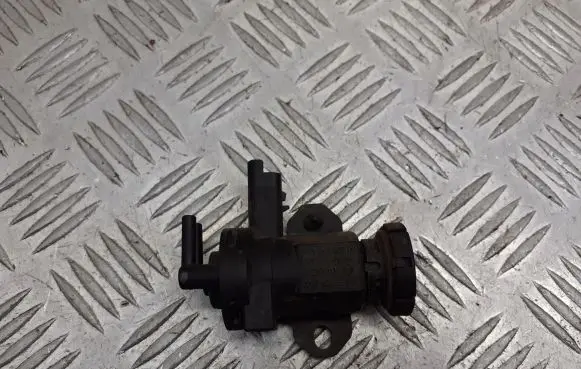 Citroen C5 Vacuum valve 9635704380
