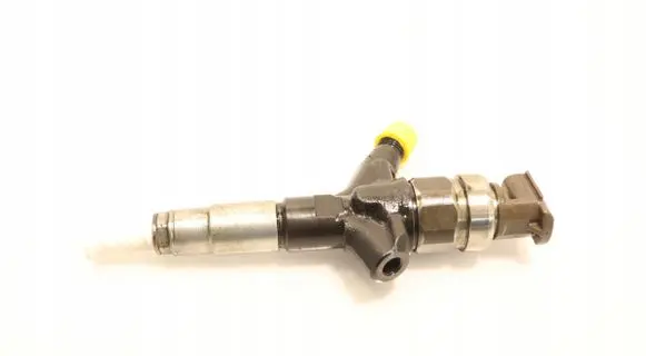 Subaru Forester SH Fuel injector 16613AA020