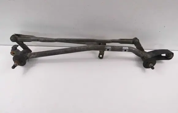Front wiper linkage