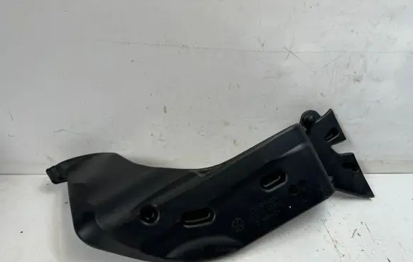 Volkswagen Tiguan Allspace Cabin air duct channel 5Q0819806