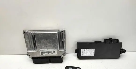 BMW 3 E90 E91 Engine ECU kit and lock set 7811700 9147220 61359147220