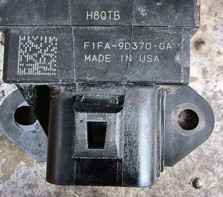Ford Edge II Fuel pump relay F1FA9D370GA