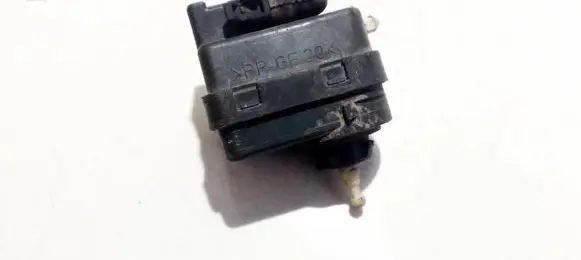Headlight level adjustment motor