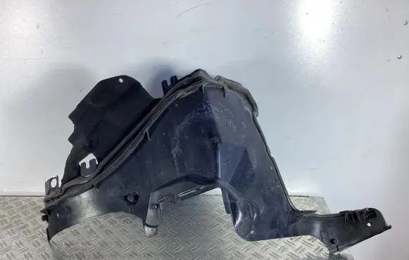 Mercedes-Benz GLE (W166 - C292) Other engine bay part A1666207301 A1666208501