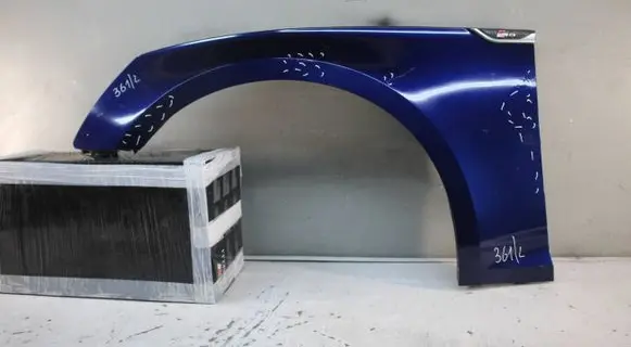 Audi A5 Fender mounting bracket