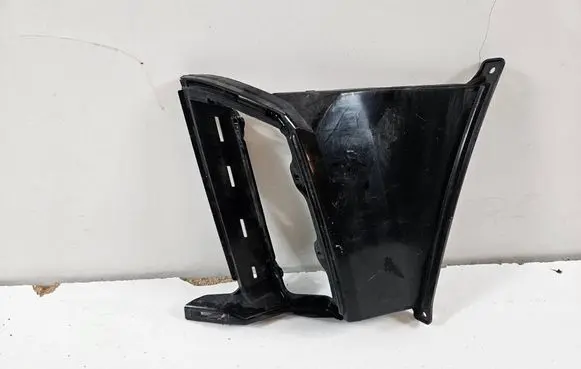 Audi RS3 Intercooler air channel guide 8V5807683A