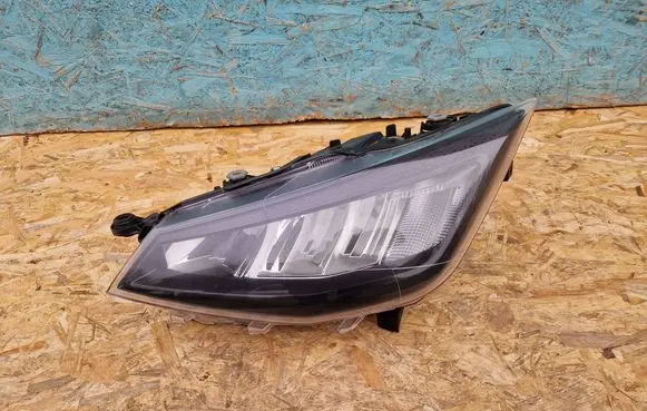 Seat Arona Headlight/headlamp 6F1941005F