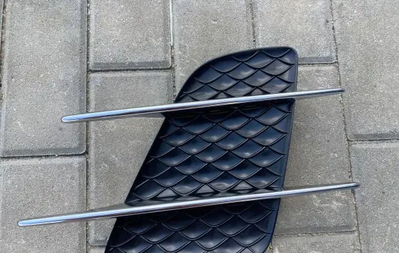 Mercedes-Benz SL R231 Fender grill A2316901600