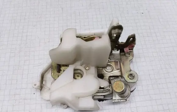 Honda Civic Rear door lock