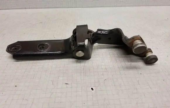 Volkswagen Transporter - Caravelle T5 Sliding door middle roller runner 7H0843335D