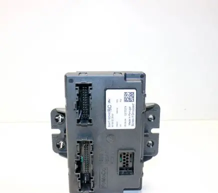 Ford Kuga III Other devices SV4T18D493BC