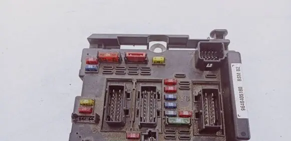 Peugeot 307 BSM Control unit 9646405180 BSMB2 22826894