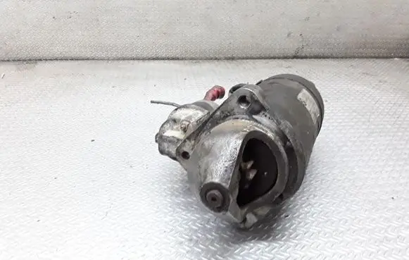 BMW 5 E39 Starter motor 2247391