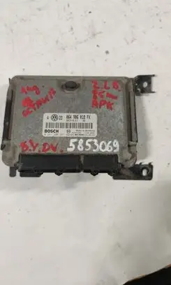Skoda Octavia Mk1 (1U) Engine control unit/module 06A906018FK 06A997019RX