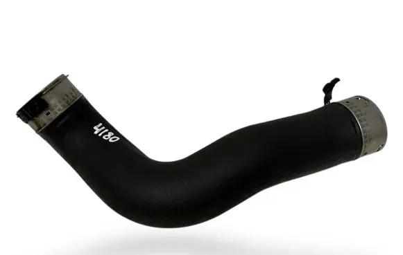 BMW 5 F10 F11 Intercooler hose/pipe 574140