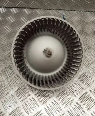 Mazda Premacy Heater fan/blower 8940000082