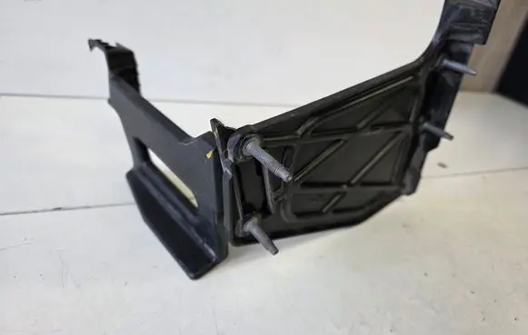 Citroen SpaceTourer XL Engine control unit holder 9808674780