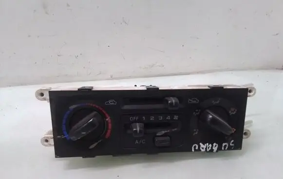 Subaru Forester SF Climate control unit
