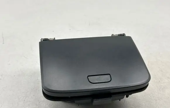 Chevrolet Captiva Glove box central console 