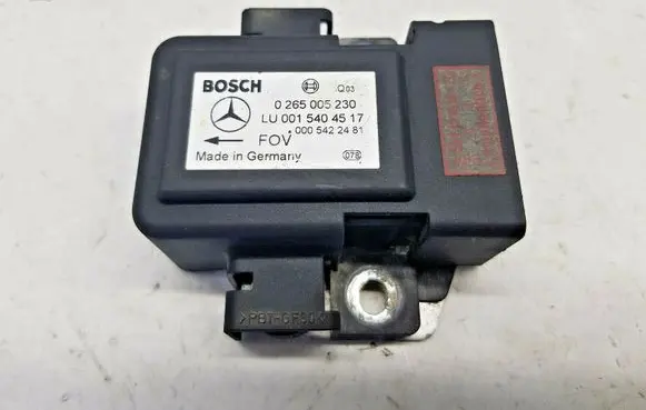 Mercedes-Benz E W210 ESP acceleration yaw rate sensor 026500523 nr1909