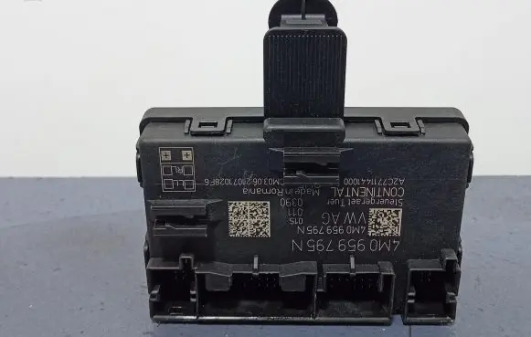 Audi Q7 4M Other control units/modules 4M0959795N