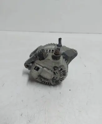 Toyota Yaris Generator/alternator 2706021150 081000000 3042108180