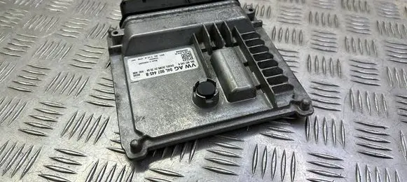Skoda Octavia Mk3 (5E) Engine control unit/module 04L907445B