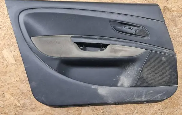 Fiat Grande Punto Front door card panel trim 07354174710 5T1551