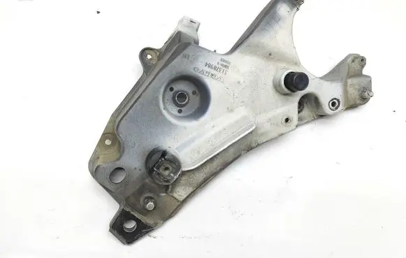 Volvo S90, V90 Fender mounting bracket AD7011