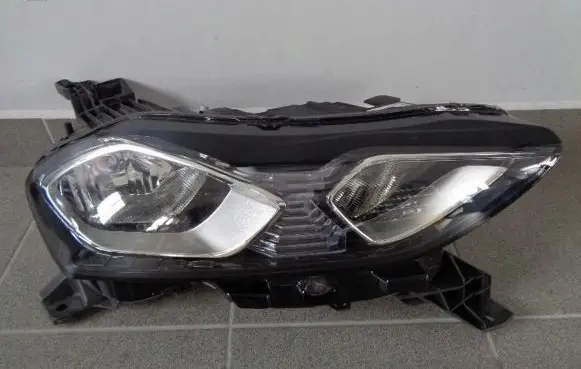 Citroen DS3 Headlight/headlamp 9820840580