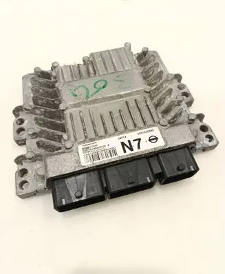 Nissan Qashqai+2 Engine control unit/module 23710JD58C S180033106A