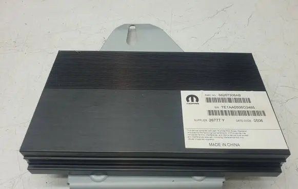 Dodge Durango Sound amplifier 68267306AB 68267306 26777Y
