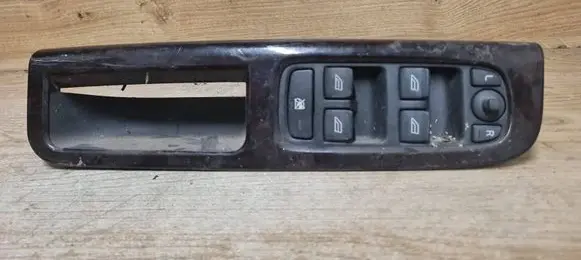 Volvo V50 Electric window control switch 30710787
