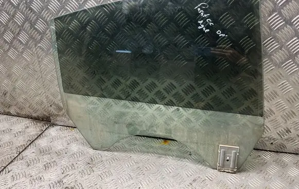 Volkswagen PASSAT CC Rear door window glass 3C8845206