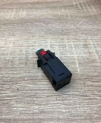 Opel Signum Brake pedal sensor switch 09185906