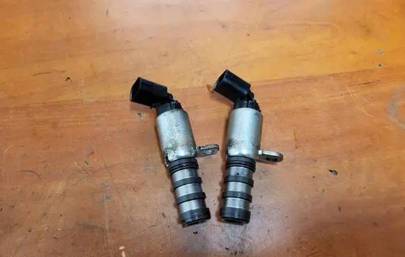 Ford Ka Camshaft vanos timing valve GN1G-6B297-AA