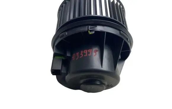 Ford Kuga II Heater fan/blower AV6N18456AA