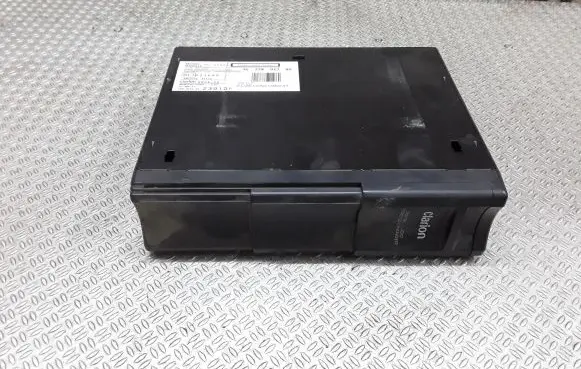 Peugeot 607 CD/DVD changer 9655801380