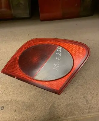 Mercedes-Benz E W210 Tailgate rear/tail lights A2108200964 197503