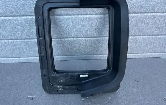 Nissan King Cab, Navara Intercooler air guide/duct channel 65856VK500