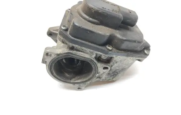 Audi A4 S4 B7 8E 8H EGR valve 03L131501E