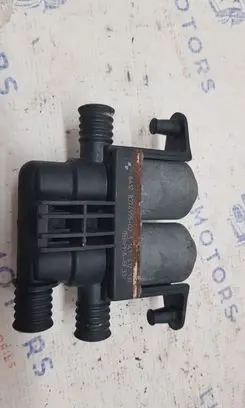 BMW 5 E39 Coolant heater control valve 8374995 64128374995