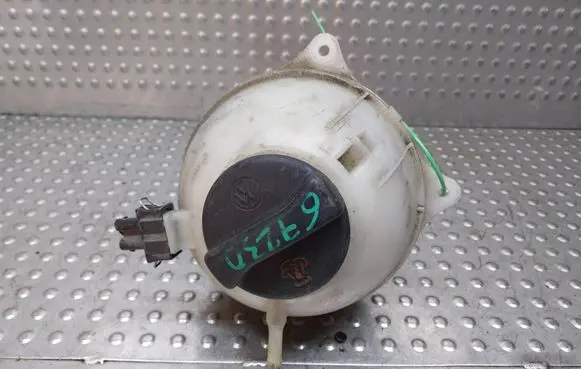 Volkswagen Golf III Coolant expansion tank/reservoir S27705553 1H0121407
