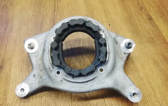 Porsche Macan (95B) Coil spring mount 95B412383