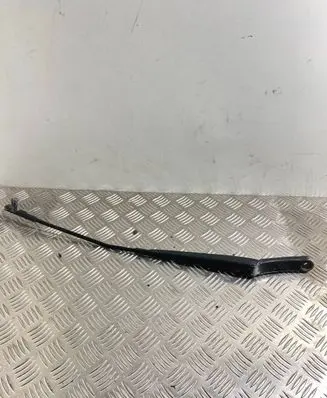 Skoda Octavia Mk2 (1Z) Front wiper blade arm 1Z1955410