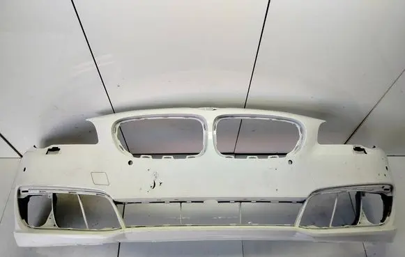 BMW 5 F10 F11 Front bumper 7331706