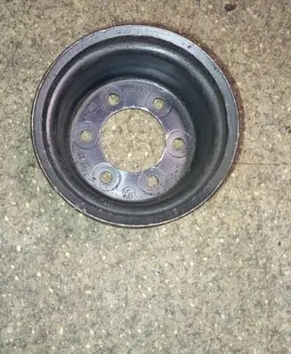 BMW 5 E34 Crankshaft pulley 1722553