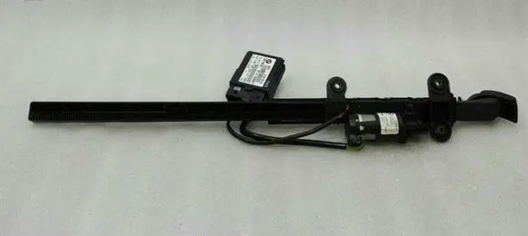 BMW 3 E92 E93 Seat belt height adjuster 9165380